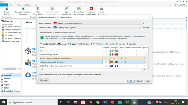 Trados Studio screenshot showing the Translation Memory and Automated Translation settings window with an error message 'SDL Language Cloud Machine Translation' provider not connected.